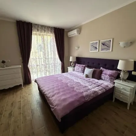 Private In Elenite *